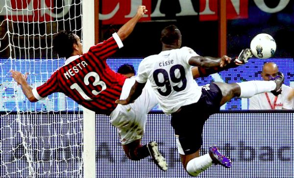 Alessandro Nesta i Djibril Cisse; foto: Reuters