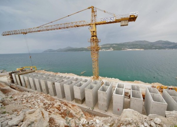 Pelješki most