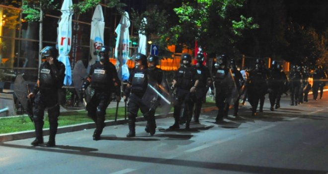 Nakon napada u Parizu: Ključni dužnosnici naredili pojačanje sigurnosnih mjera?
