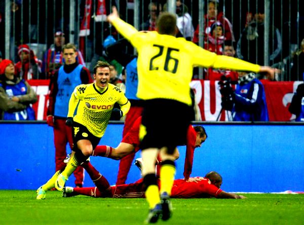 Mario Goetze i Lukasz Piszczek; foto: Reuters