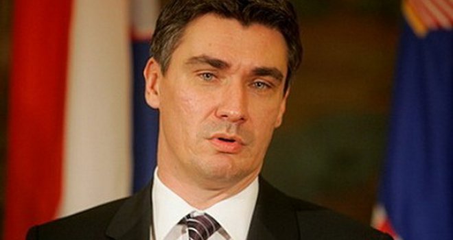 Milanović: 'Sa suradnicima intenzivno razgovaram da danas ili sutra ukinemo mjere na granici'