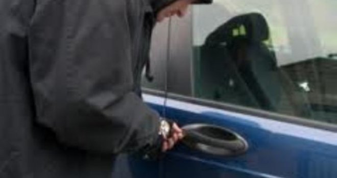 Automafijaši i dalje ordiniraju: U februaru u KS ukradeno deset automobila, tri pronađena