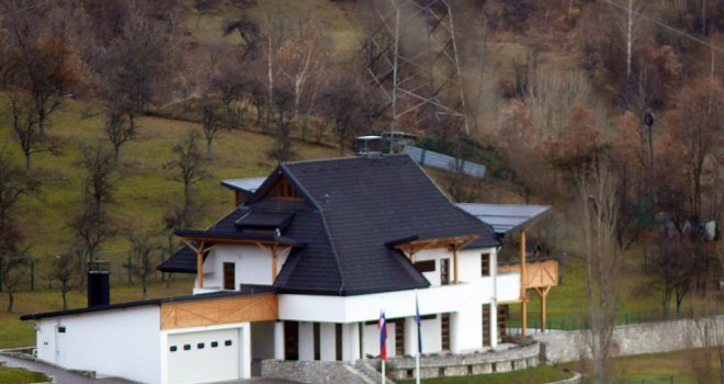 Poljine Hills: Naš domaći Versaj sa pogledom na sarajevski geto ili favele