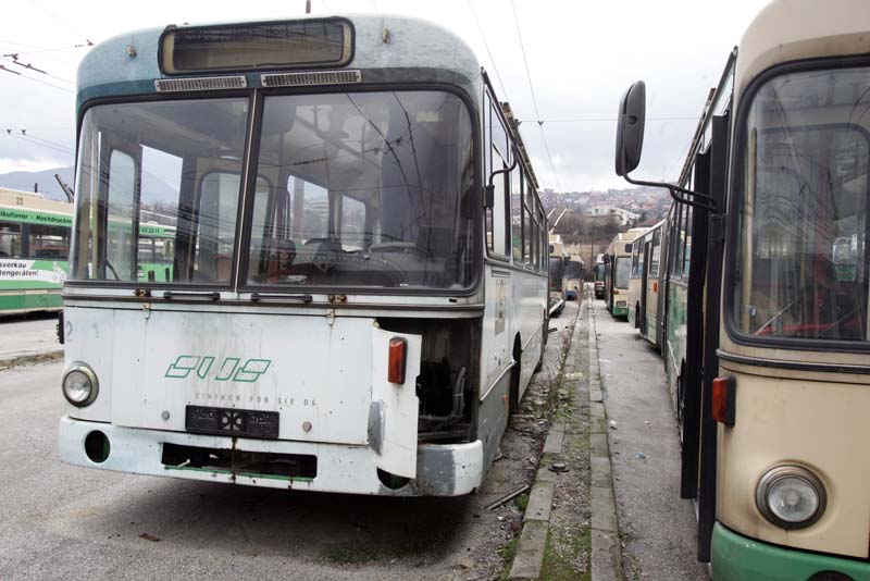 Vozni park preduzeća GRAS koje je u gubitku oko 126 miliona KM/ Foto: DEPO PORTAL 