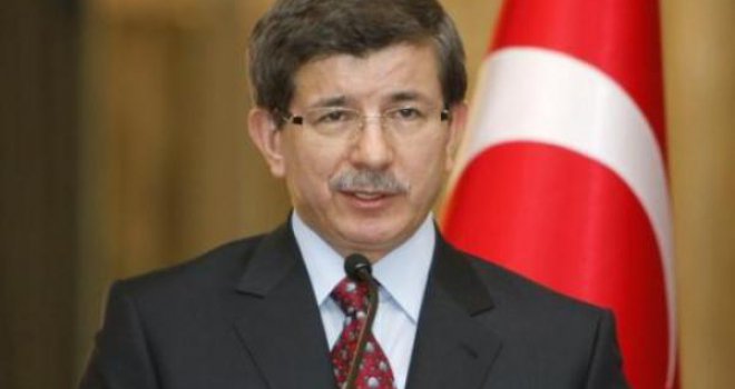 Davutoglu: Uhapšen osumnjičeni za teroristički napad u Surucu