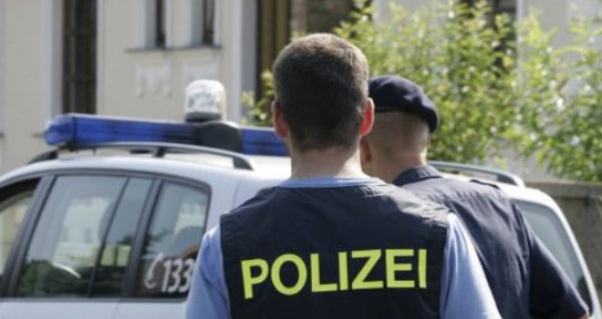 Spolni odnos s transeksualkom okončao davljenjem!