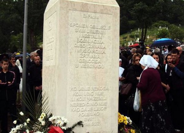 spomenik žrtvama genocida u Višegradu/ Foto: Anadolija