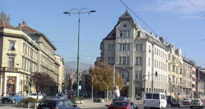 Udaren pješak na Marijin Dvoru: Velike gužve u gradu...