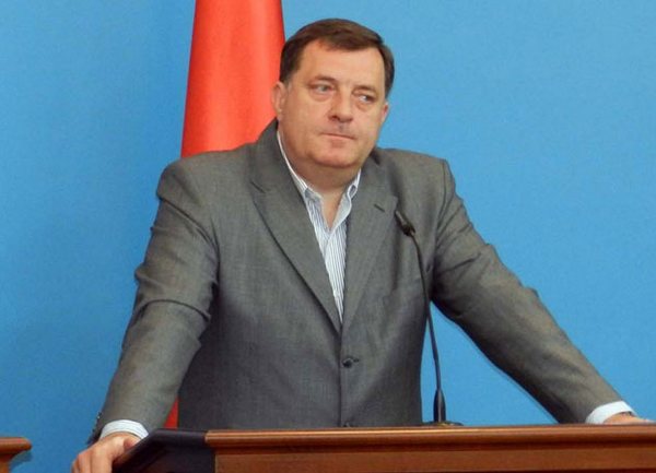 milorad dodik fles