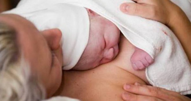 Crna Gora: Od 2016. doživotna 'plaća' majkama troje i više djece