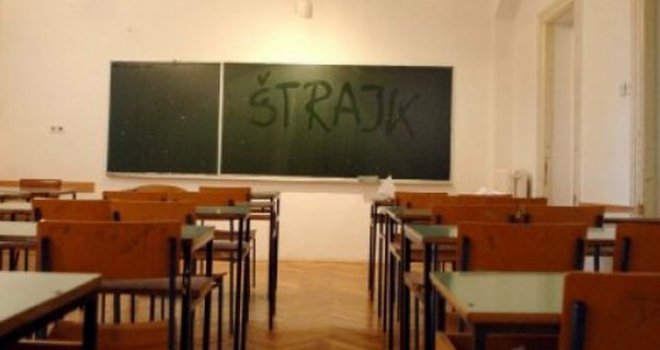 Učitelji i nastavnici u Kantonu Sarajevo ponovo idu u štrajk: Evo šta sve traže...