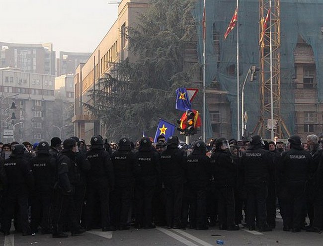 Sukob opozicije i provladinih snaga u Skoplju