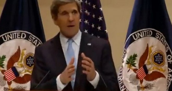 John Kerry u posjeti Hirošimi, no bez izvinjenja za atomsku bombu
