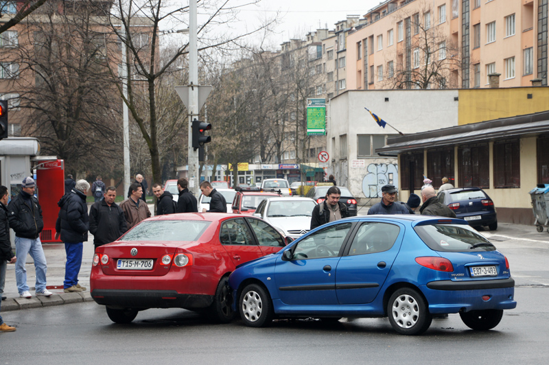 Saobraćajna nesreća na Grbavici, foto: DEPO Portal