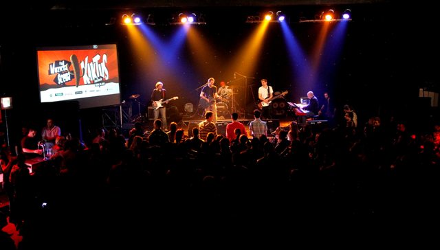 Letu štuke - Muzička scena Kaktus Letu štuke - Muzička scena Kaktus