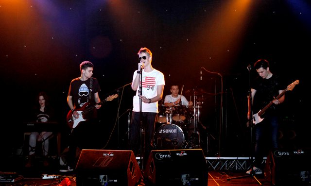 Letu štuke - Muzička scena Kaktus Letu štuke - Muzička scena Kaktus