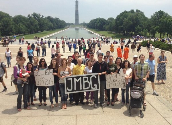 protest u washingtonu - JMBG