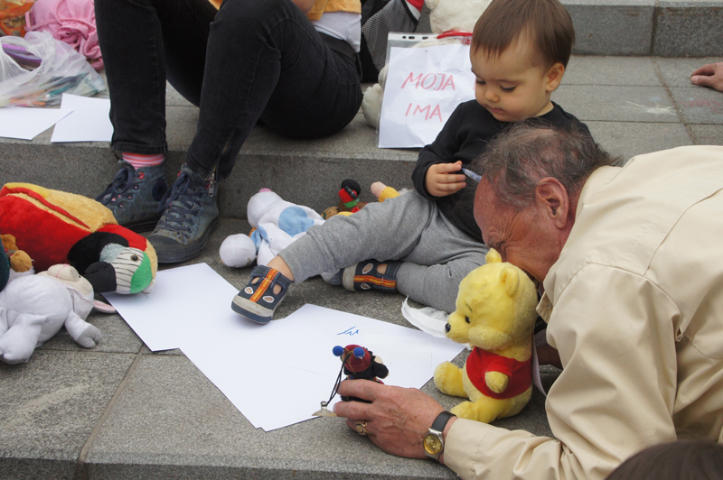 JMBG protesti ispred Parlamenta BiH/ Foto: DEPO PORTAL