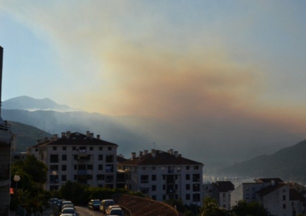 Požar iz BiH širi se na dubrovačko područje