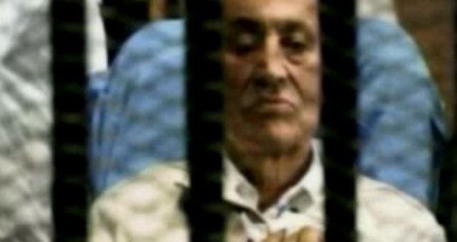Hosni Mubarak oslobođen optužbe za saučesništvo u ubijanju