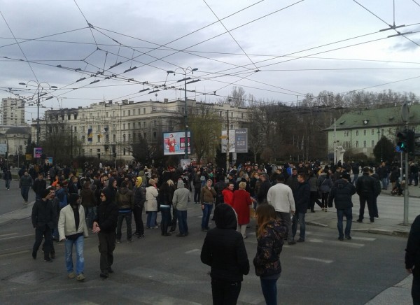 protesti u Sarajevu - blokiran saobraćaj/ Foto: AA