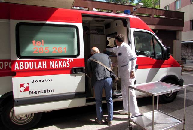 ljekari opće bolnice krenuli u poplavljena područja