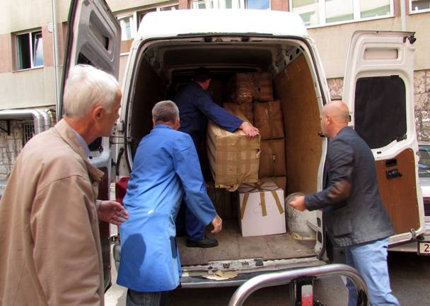 ljekari opće bolnice krenuli u poplavljena područja