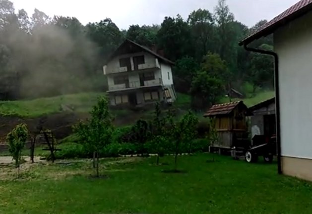 crno blato - klizište