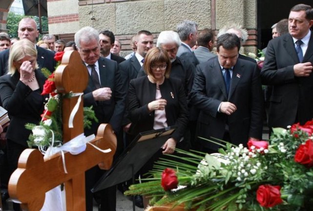 Dobrica Ćosić sahrana