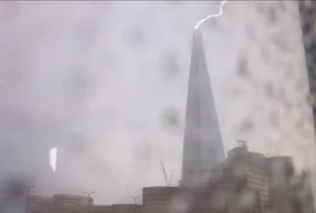 grom udara u The Shard