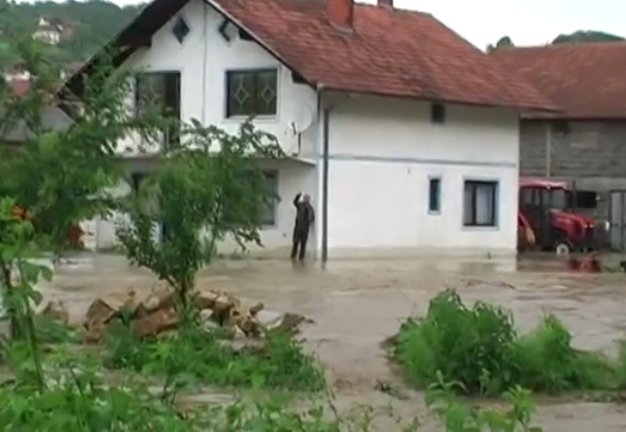 poplave donja orahovica