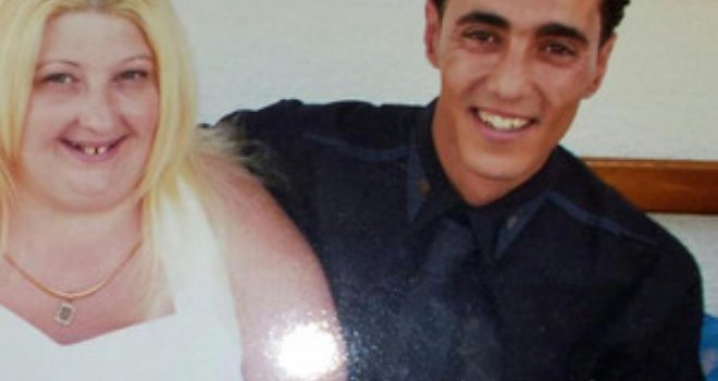 Udala se za zgodnog 16 godina mlađeg Tunižanina, a onda su nastali problemi