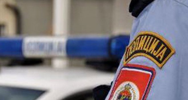I bivši policajac dilao marihuanu