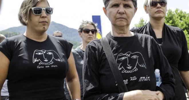 Stidimo se zločina počinjenih u naše ime, ali u Srbiji nas zbog toga kažnjavaju!