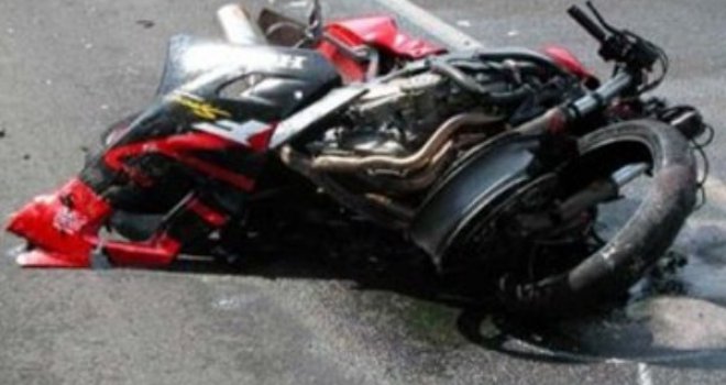 Češki motociklista poginuo u teškoj saobraćajnoj nesreći na putu Banjaluka - Jajce