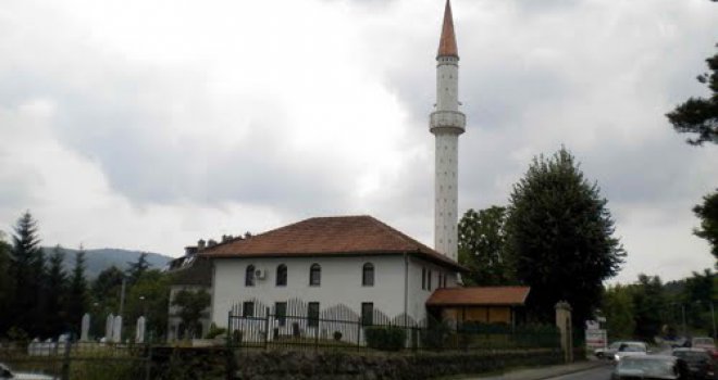Sefer-begova džamija u Banjoj Luci meta brojnih napada, vjernici se svakodnevno vrijeđaju i šikaniraju