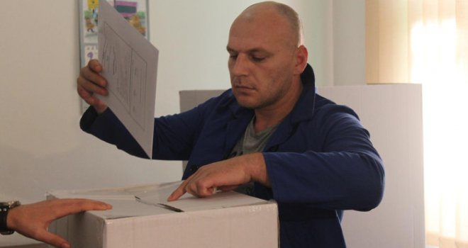 Glasali i osuđenici KPZ Zenica: 420 zatvorenika ima pravo glasa