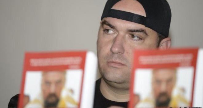 Mafija u crkvi: Ispovijest bivšeg monaha koji je bio žrtva seksualnih apetita Vasilija Kačavende