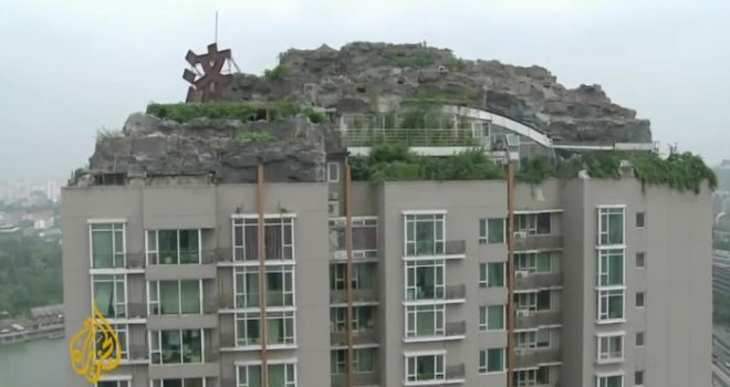 Digao si privatnu 'planinu' na vrhu nebodera u Pekingu!