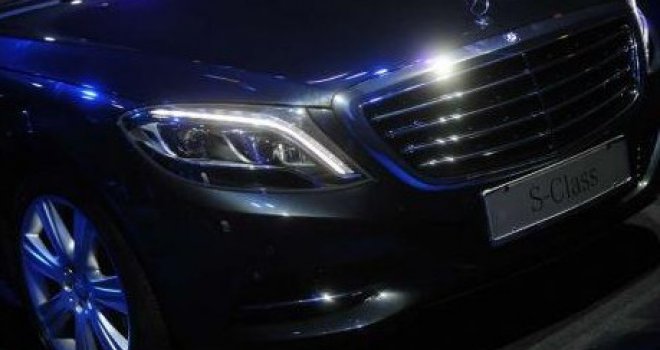 Da li islam zabranjuje kupovinu luksuznih automobila za funkcionere?