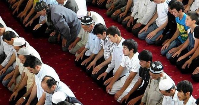 Razočarani u vjeru i boga: Kako je biti ateista u muslimanskoj državi?!