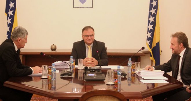 Predsjedništvo BiH prekršilo zakon: Evo zašto još nije formirano Vijeće ministara BiH