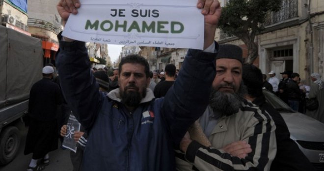 Nasilni protesti protiv Charlieja u tri muslimanske zemlje svijeta: Petoro mrtvih