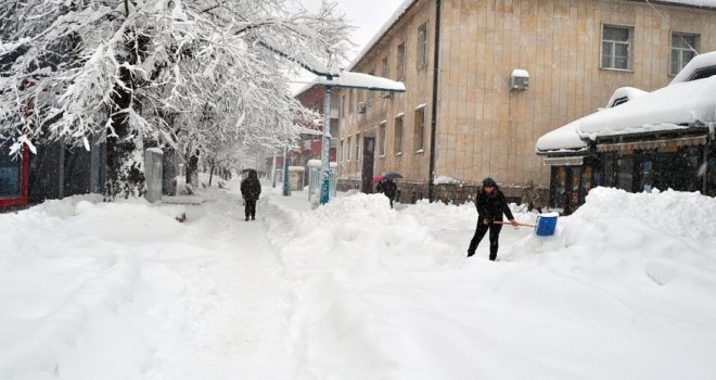 Kolaps u Krajini: Prekidi u isporuci struje, obustavljena nastava do 13. februara