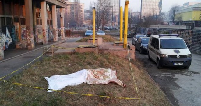 Muškarac sa 16. sprata skočio u smrt