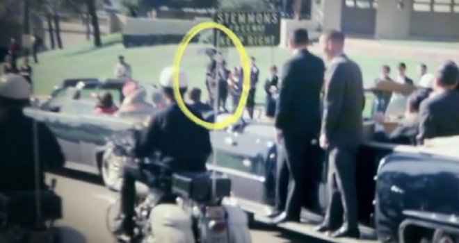 Nova misterija atentata: Ko je čovjek sa kišobranom na snimcima ubistva Kennedyja?