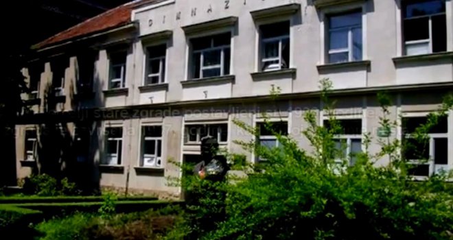 Horor u staroj cazinskoj Gimnaziji: Čija je ovo sramota?