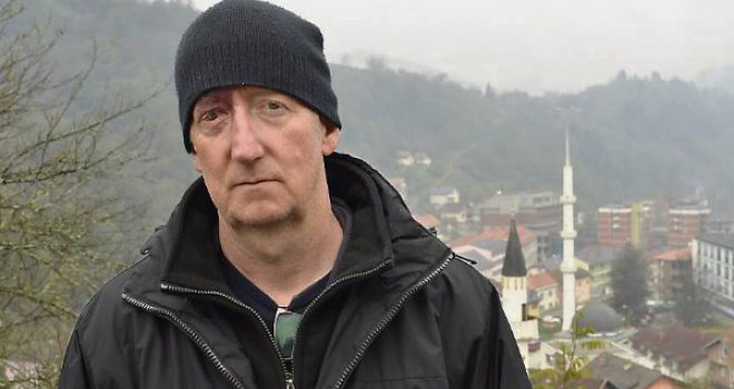 Irski umjetnik snimio film o užasu Srebrenice i ulozi holandskih snaga UN-a: Zidovi puni pornografskih i rasističkih grafita!