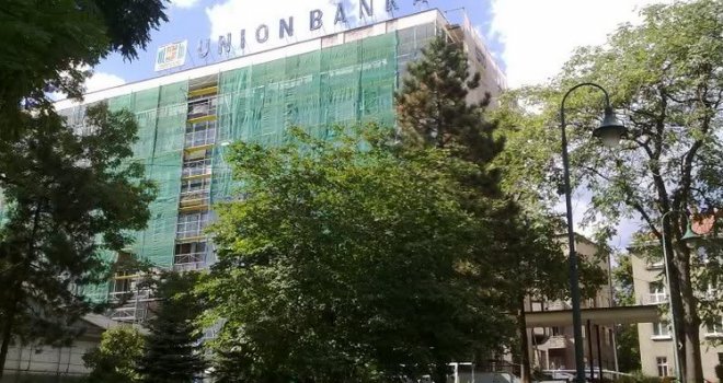 Buknuo požar u zgradi Union banke, izgorjela kancelarija