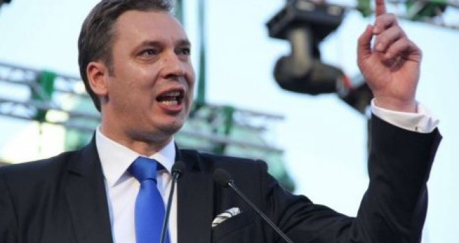 Srbija tone u novi mrak: Da li je 'demokratija' Aleksandra Vučića gora od tiranije Slobodana Miloševića?! 